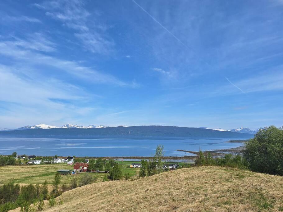 Privat Pa Gard Med Badstue Og Nordlys Apartment